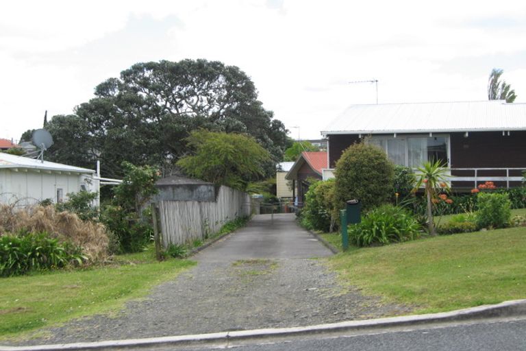 Photo of property in 6b Tiri Road, Manly, Whangaparaoa, 0930