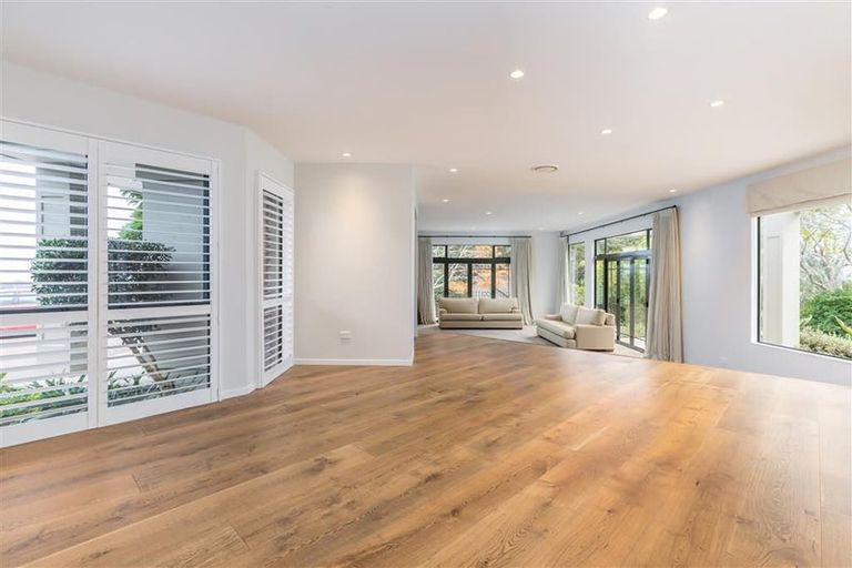 Photo of property in 312 Upper Harbour Drive, Greenhithe, Auckland, 0632