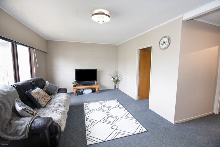 Photo of property in 91 Riverbend Road, Onekawa, Napier, 4110