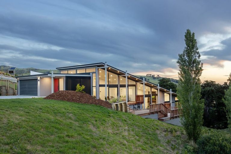 Photo of property in 6 Kapuka Lane, Kennedys Bush, Christchurch, 8025