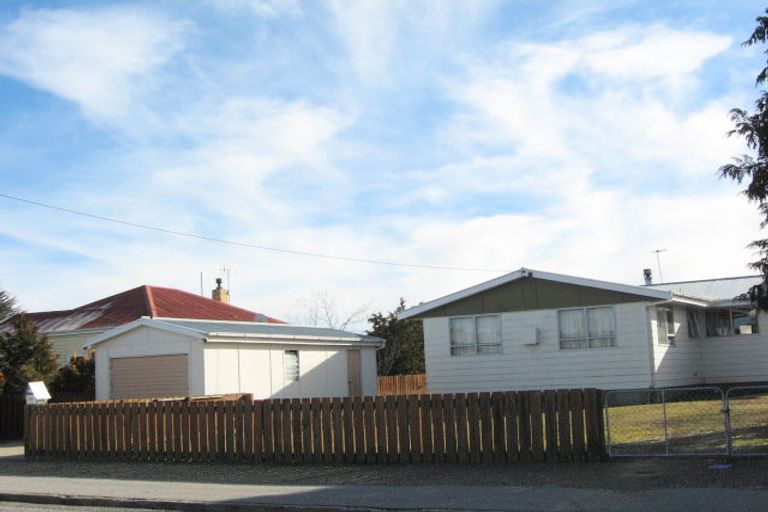 Photo of property in 25 Pery Street, Ranfurly, 9332