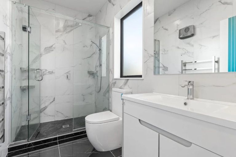 Photo of property in 24 Weri Road, Karaka, Papakura, 2113