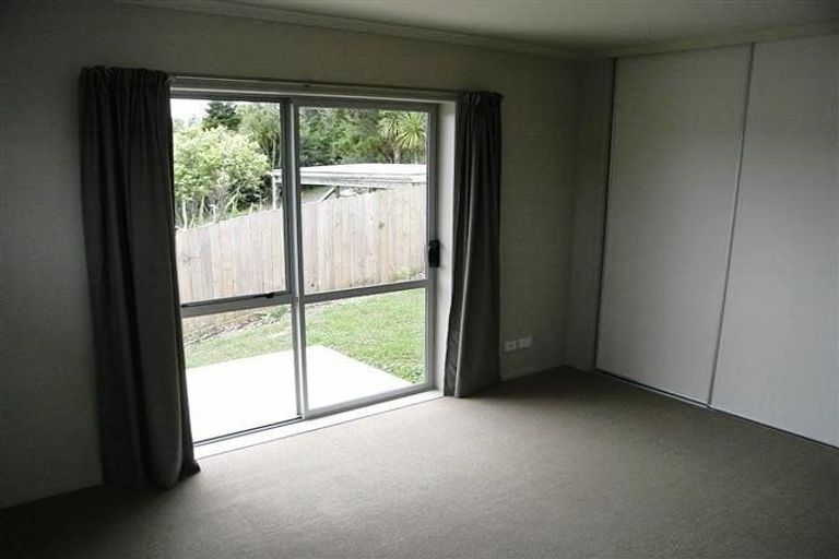 Photo of property in 28 Kellett Road, Ranui, Auckland, 0612