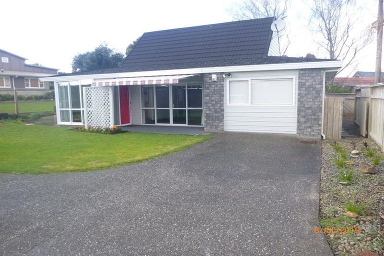 Photo of property in 369a Hobsonville Road, Hobsonville, Auckland, 0618