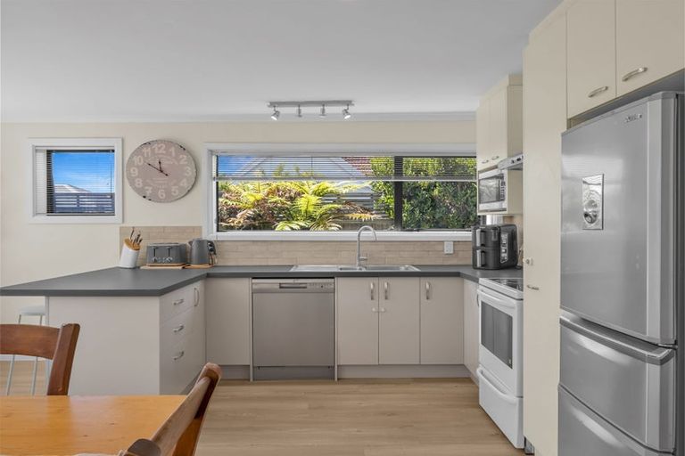 Photo of property in 9 Richill Street, Belfast, Christchurch, 8051