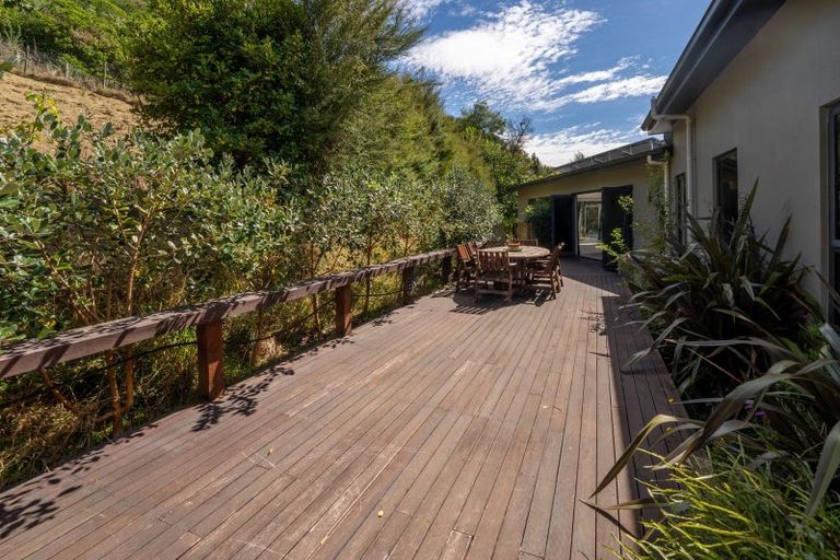 Photo of property in 5 Beach Place, Havelock, 7100