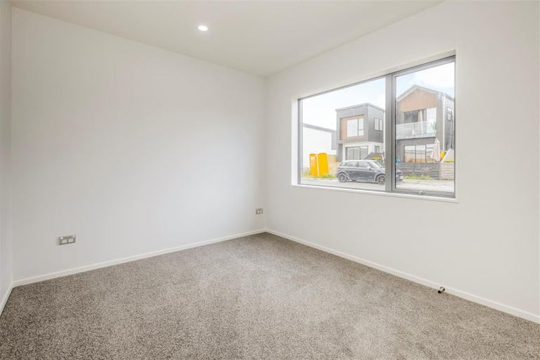 Photo of property in 22 Fredrick Hanson Road, Papakura, 2110