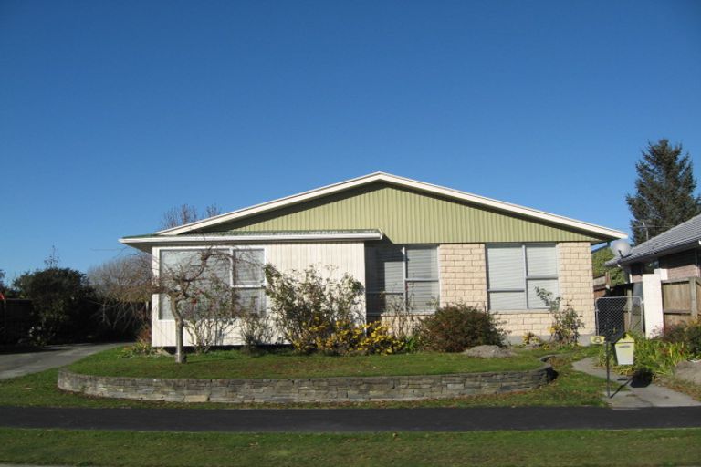 Photo of property in 8 Cardinal Drive, Hillmorton, Christchurch, 8025