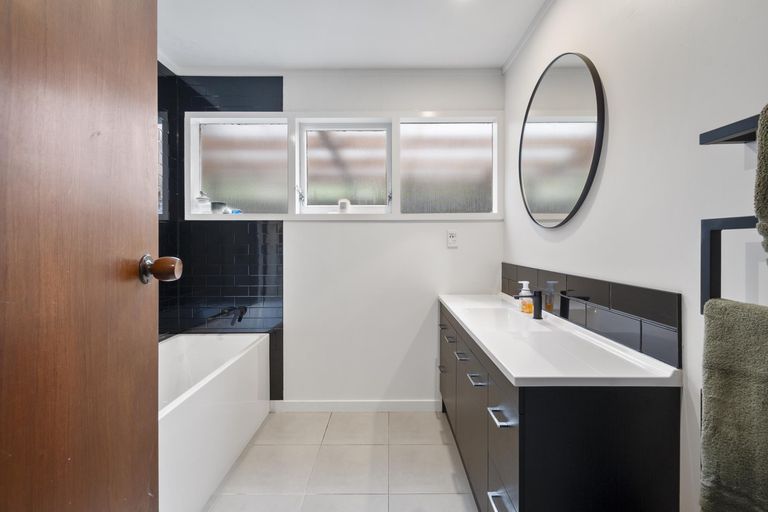 Photo of property in 28 Moerangi Street, West End, Palmerston North, 4410