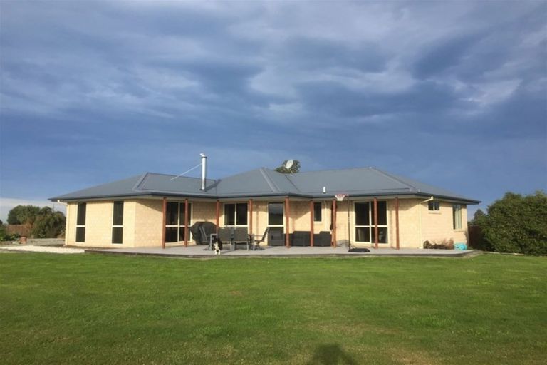 Photo of property in 609 Arowhenua Road, Kerrytown, Timaru, 7975