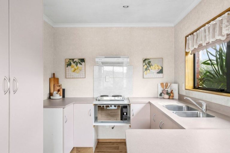 Photo of property in 12a Hilliard Place, Leamington, Cambridge, 3432