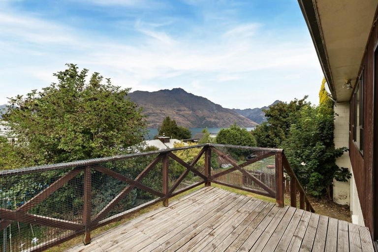 Photo of property in 16b Arawata Terrace, Fernhill, Queenstown, 9300
