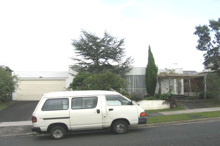 Photo of property in 23 Porritt Avenue, Chatswood, Auckland, 0626