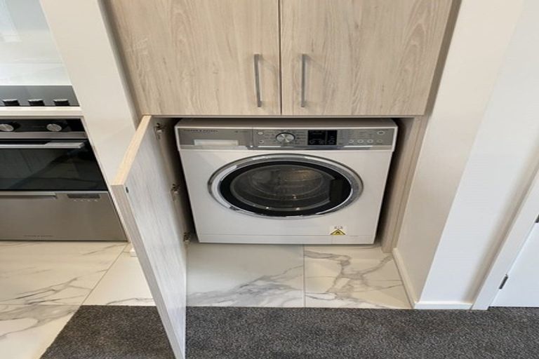 Photo of property in 12/241 Lincoln Road, Addington, Christchurch, 8024