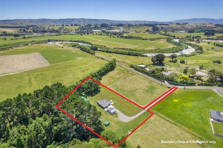 Photo of property in 81 Halls Road, Pahiatua, 4910