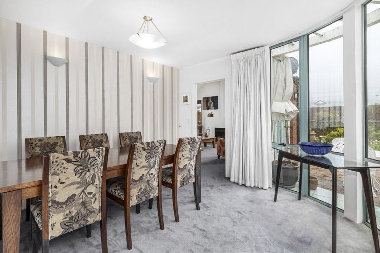 Photo of property in 60 Drivers Road, Maori Hill, Dunedin, 9010