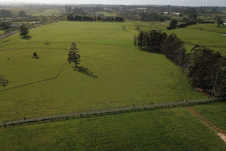 Photo of property in 58 Joseph Dunstan Drive, Taupaki, 0782