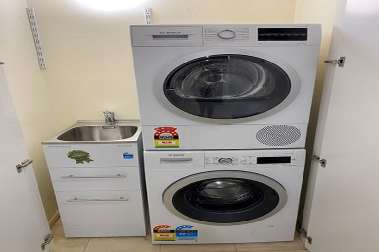 Photo of property in 13/22 Oriental Terrace, Oriental Bay, Wellington, 6011