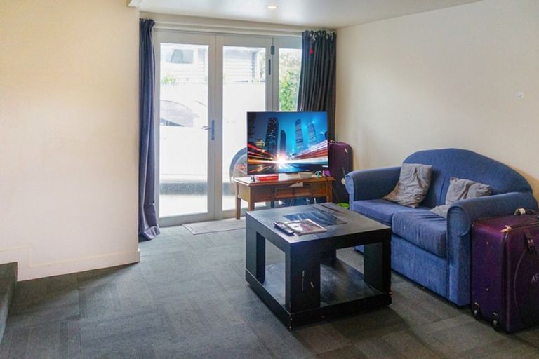 Photo of property in 1/110 Hills Road, Edgeware, Christchurch, 8013