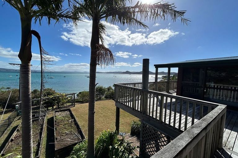 Photo of property in 2019 Whangarei Heads Road, Whangarei Heads, Whangarei, 0174