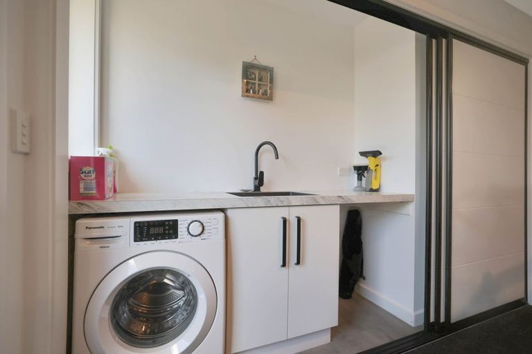 Photo of property in 21 Whiteoak Grove, Tinwald, Ashburton, 7700