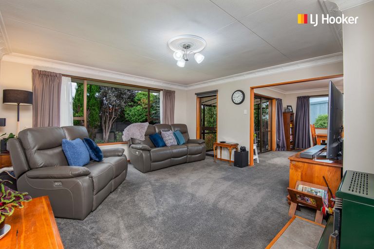 Photo of property in 495 Centre Road, Momona, Outram, 9073