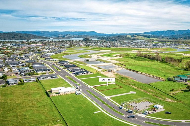 Photo of property in 171 Kupe Drive, Whitianga, 3510