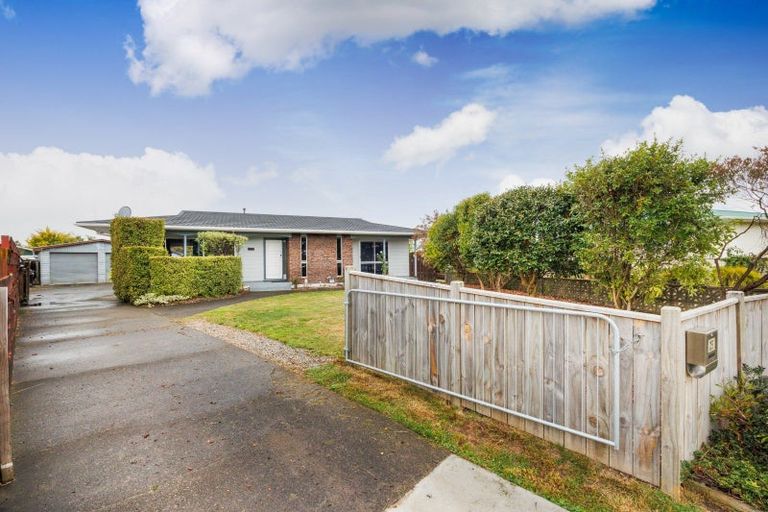 Photo of property in 25 Palliser Place, Milson, Palmerston North, 4414