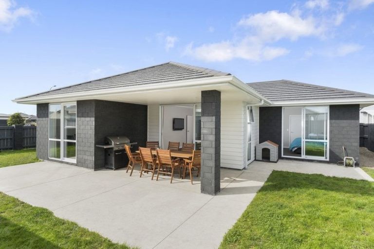 Photo of property in 134 The Boulevard, Papamoa Beach, Papamoa, 3118