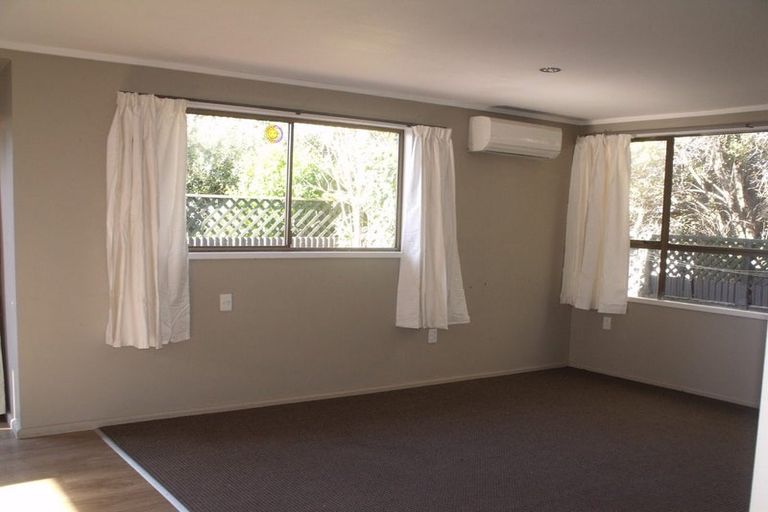 Photo of property in 805a Hastings Street North, Hastings, 4122