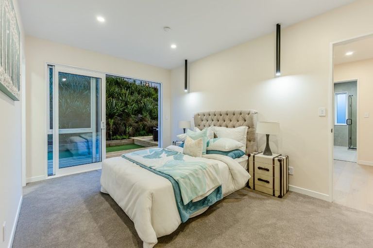 Photo of property in 29 Kaupeka Road, Orewa, 0931