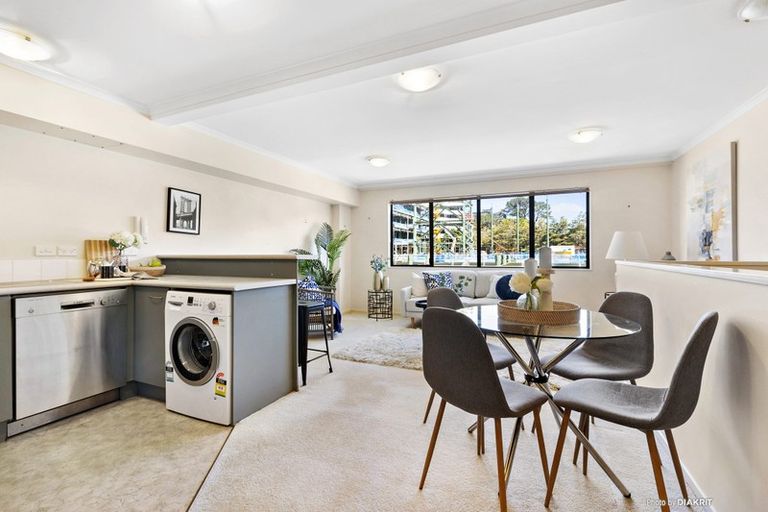 Photo of property in 83h Hill Street, Thorndon, Wellington, 6011