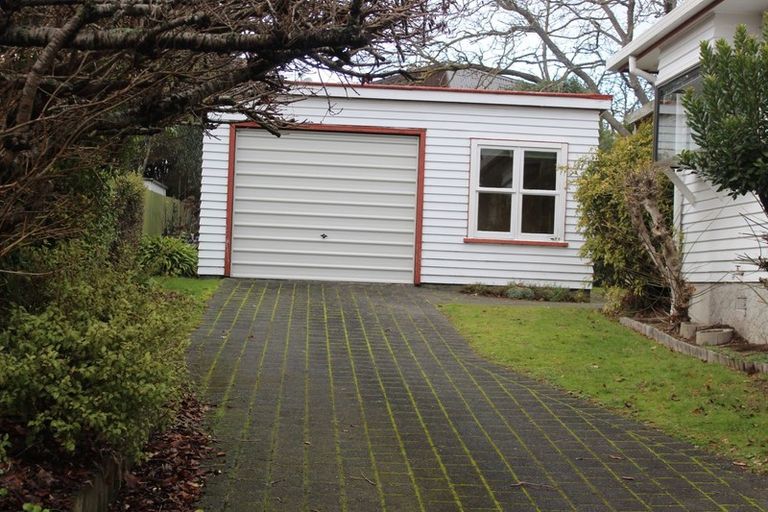Photo of property in 18 Otupai Street, Two Mile Bay, Taupo, 3330