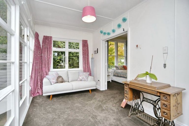 Photo of property in 11 Locarno Street, Opawa, Christchurch, 8023