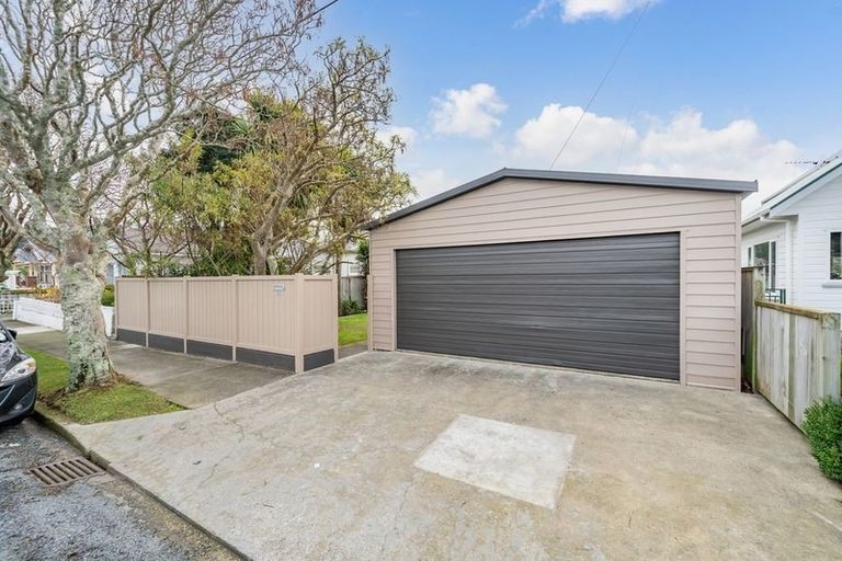 Photo of property in 51 Bristol Square, Hutt Central, Lower Hutt, 5010