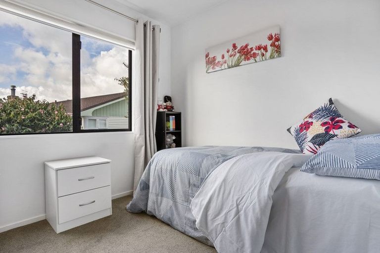 Photo of property in 1/28 Alexander Street, Cockle Bay, Auckland, 2014