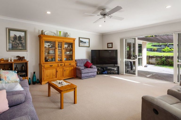 Photo of property in 8 Uretara Drive, Katikati, 3129