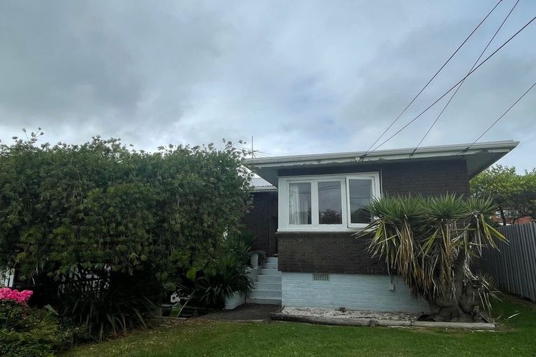 Photo of property in 55 Tawa Crescent, Manurewa, Auckland, 2102