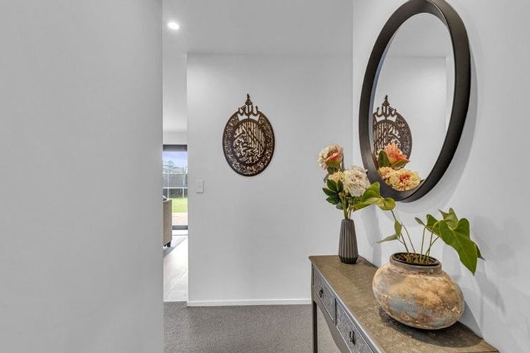 Photo of property in 17 Te Kanawa Lane, Rolleston, 7615