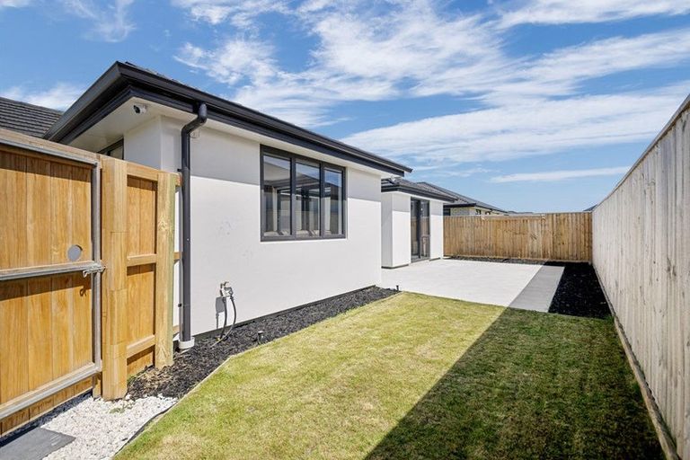 Photo of property in 4 Waterford Farm Road, Halswell, Christchurch, 8025