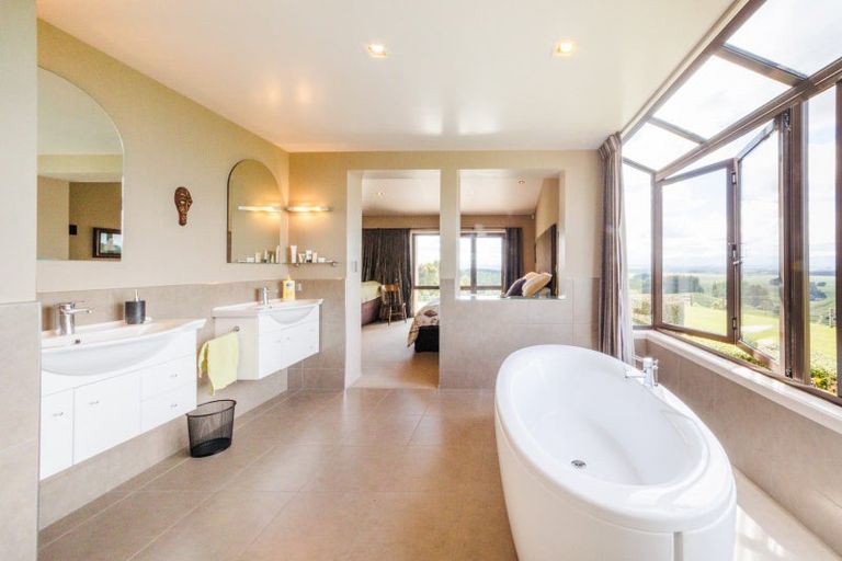 Photo of property in 109 Junction Road, Halcombe, Feilding, 4777