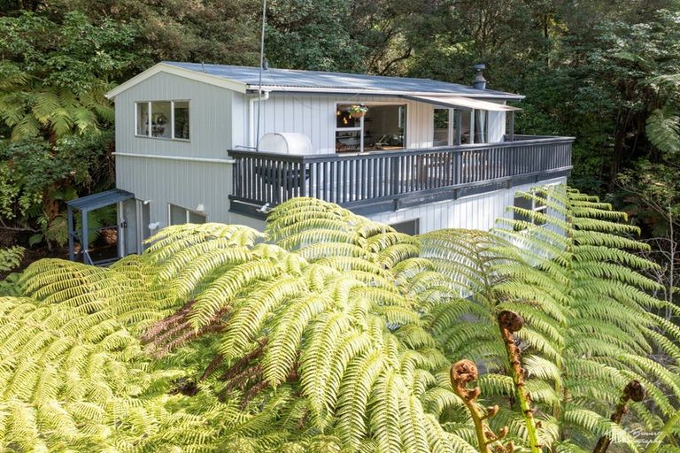 Photo of property in 470c Stokes Valley Road, Stokes Valley, Lower Hutt, 5019