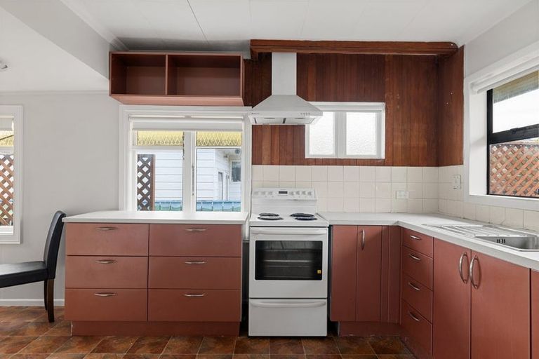 Photo of property in 11 Polstead Road, Stoke, Nelson, 7011