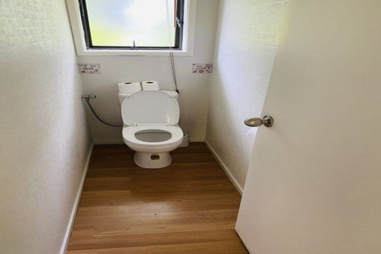 Photo of property in 2/94 Glamorgan Drive, Torbay, Auckland, 0630