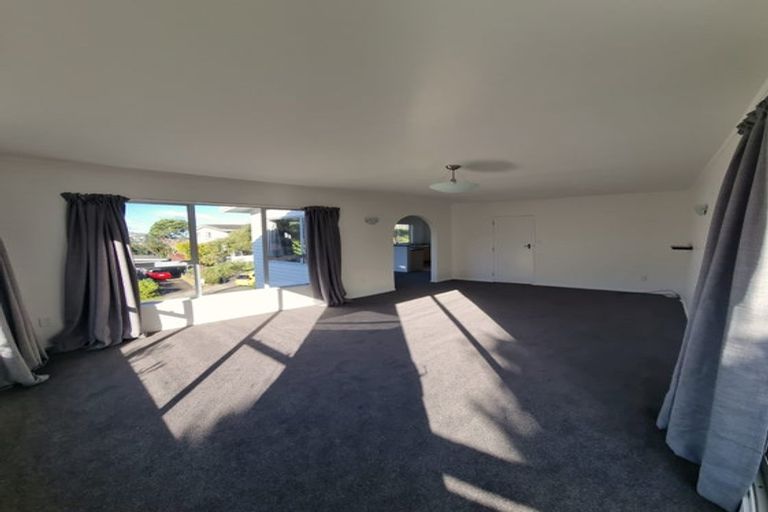 Photo of property in 8 Govind Grove, Ngaio, Wellington, 6035