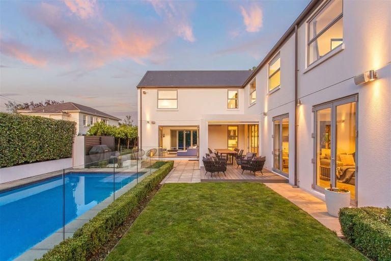 Photo of property in 381 Papanui Road, Strowan, Christchurch, 8052