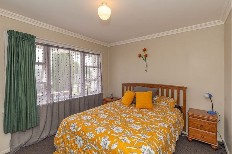 Photo of property in 2 Penny Place, Levin, 5510