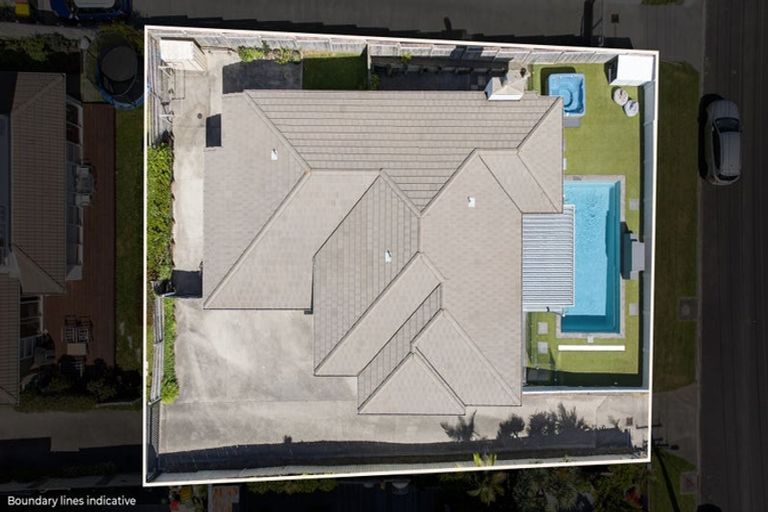 Photo of property in 15 Beechwood Road, Rothesay Bay, Auckland, 0630