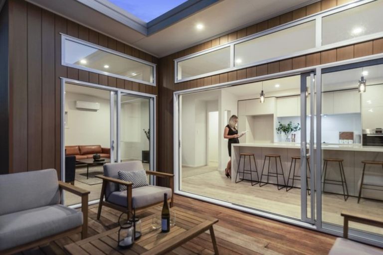 Photo of property in 37 Awatira Drive, Papamoa Beach, Papamoa, 3118