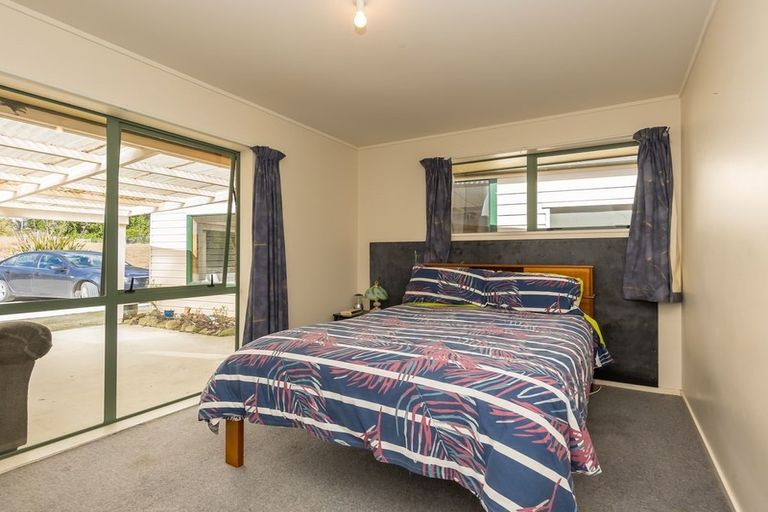 Photo of property in 76 Joyce Road, Hampden, 9410